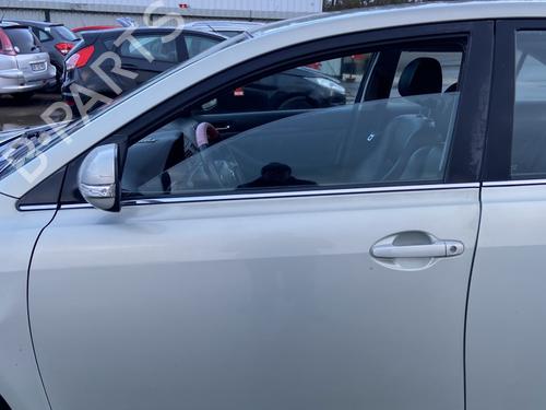 Serratura anteriore sinistra TOYOTA AVENSIS (_T25_) 2.2 D-CAT (ADT251_, ADT251R) (177 hp) 32135762