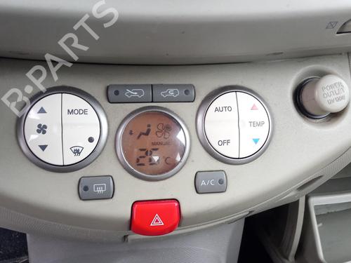 Used Warning switch NISSAN MICRA III (K12) 1.2 16V (80 hp) 27143965