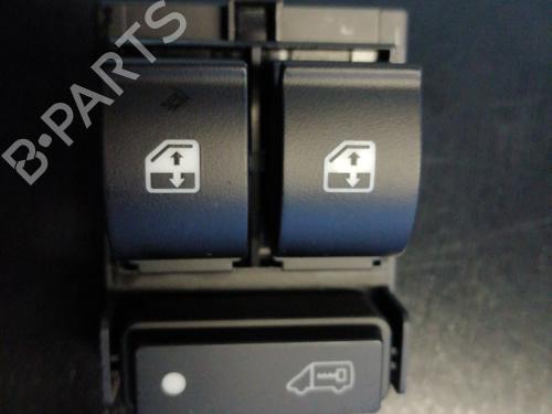 Used Left front window switch Left front window switch PEUGEOT BOXER Van (244) 2.2 HDi (101 hp) 27103704 27103704