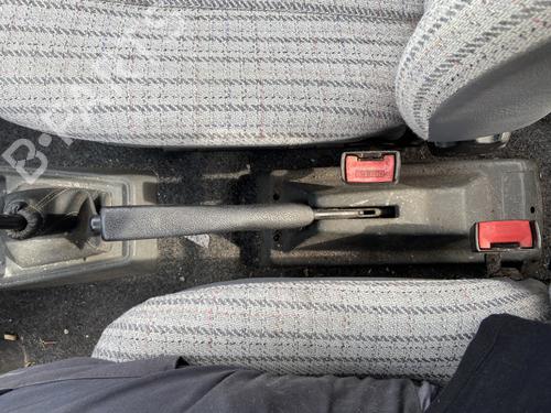 Parkbremsarm/handtak PEUGEOT 205 II (20A/C) 1.7 Diesel (60 hp) 28212324