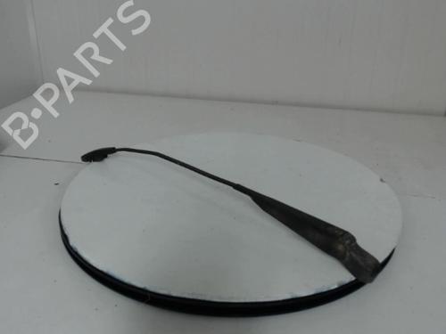 Used Front windshield wiper arm RENAULT ESPACE I (J11_) 2.1 TD (J/S115) (88 hp) 27115655
