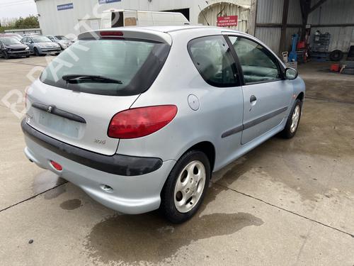 Used Rear right door window PEUGEOT 206 Hatchback (2A/C) 1.6 i (89 hp) 28473936