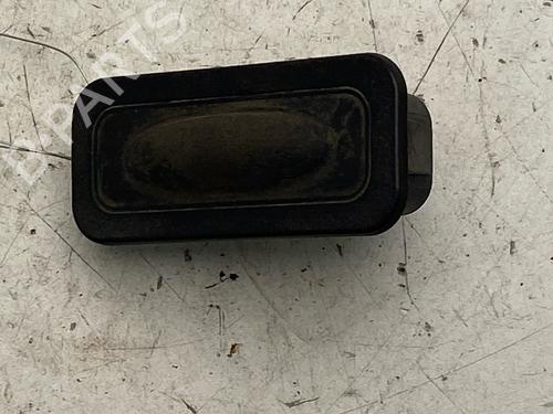 Used Switch Switch RENAULT SCÉNIC III (JZ0/1_) 1.5 dCi (110 hp) 39970314 39970314