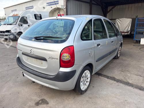 Used Fuel flap Fuel flap CITROËN XSARA PICASSO (N68) 2.0 HDi (90 hp) 39686362 39686362
