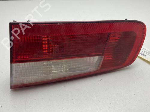Højre baklys, luke RENAULT LAGUNA II (BG0/1_) 1.8 16V (BG04, BG0B, BG0C, BG0V) (117 hp) 27144915
