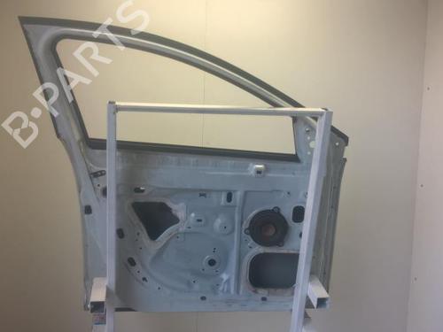 Used Left front door RENAULT MEGANE III Hatchback (BZ0/1_, B3_) 1.5 dCi (BZ09, BZ0D, BZ1W, BZ29, BZ14) (110 hp) 27118685