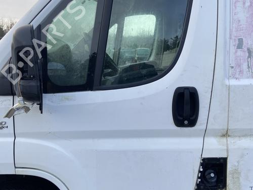 Vidro triangular frente esquerdo FIAT DUCATO Van (250_) 160 Multijet 3,0 D (158 hp) 31661045