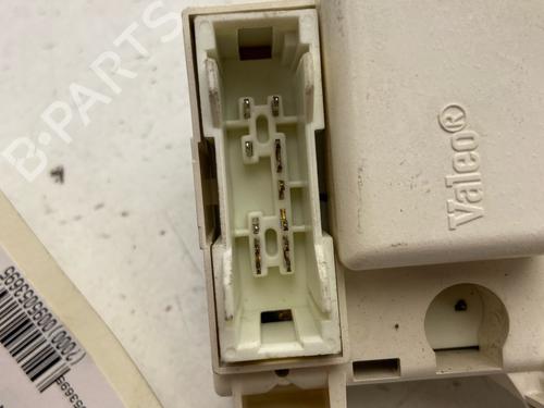 Used Climate control Climate control 27142913 27142913