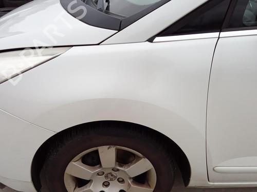 Used Left front fenders PEUGEOT 5008 (0U_, 0E_) 1.6 HDi (110 hp) 27133713