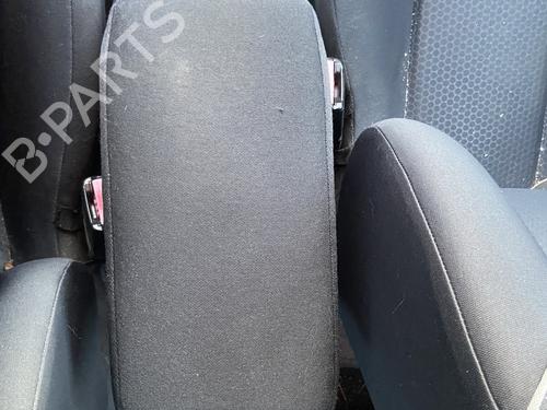 BP31659888I32 main image