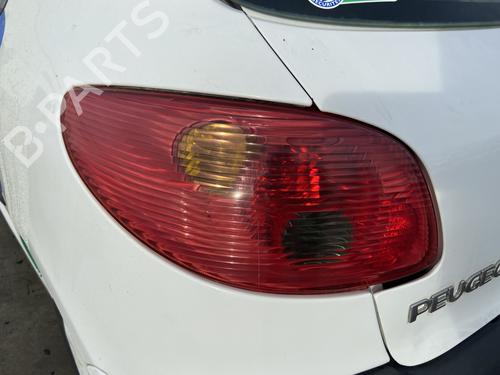 Used Left taillight PEUGEOT 206 Hatchback (2A/C) 1.4 HDi eco 70 (68 hp) 31067597