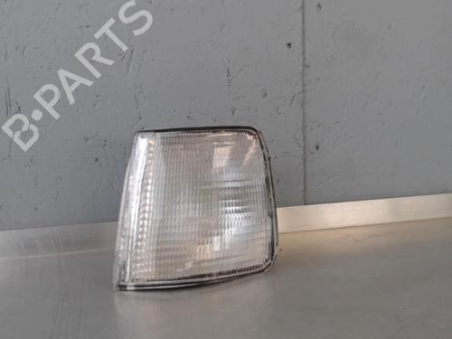 Blinklys foran venstre VW PASSAT B3/B4 (3A2, 35I) 1.9 TDI (90 hp) 27117793