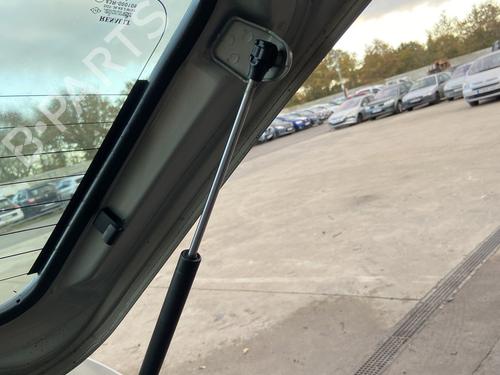 Używane Siłownik klapy tylnej / bagażnika RENAULT TWINGO I (C06_) 1.2 16V (C06C, C06D, C06K) (75 hp) 30480726