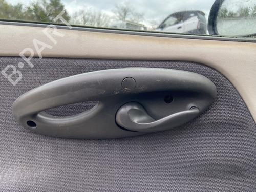 Used Front left interior door handle FIAT PUNTO (188_) 1.2 60 (188.030, .050, .130, .150, .230, .250) (60 hp) 31133346