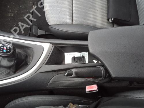 Used Seat buckle BMW 1 (E87) 120 d (163 hp) 27147858