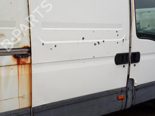 Høyre side skyvedør IVECO DAILY III Van 35 C 14, 35 S 14 | BP27149205C75 