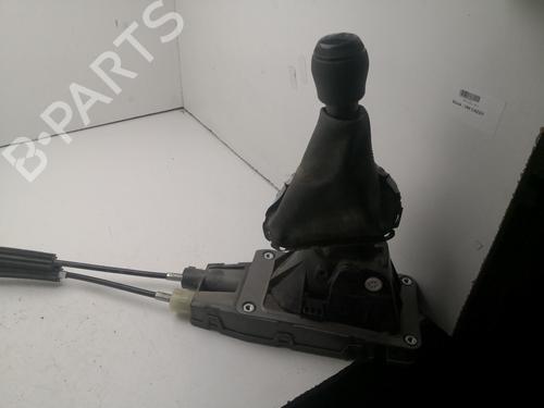 Used Gear lever DACIA DUSTER (HM_) 1.0 LPG (HMMT) (101 hp) 27106607