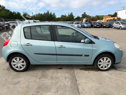Mozzo anteriore destro Mozzo anteriore destro RENAULT CLIO III (BR0/1, CR0/1) 1.6 16V (BR05, BR0B, BR0Y, BR15, BR1J, BR1M, BR1Y, CR0B,... (112 hp) 35889603 35889603