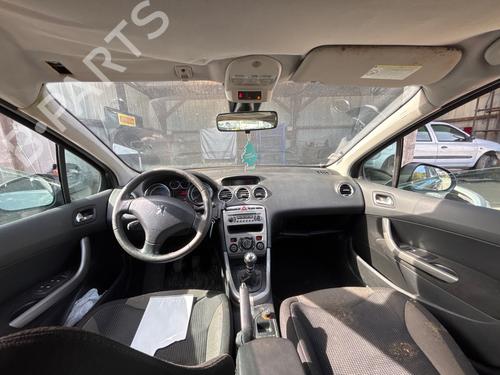 Used Left front window switch Left front window switch PEUGEOT 308 I (4A_, 4C_) 1.6 HDi (109 hp) 39628885 39628885