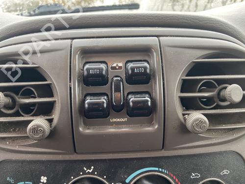 Used Left front window switch CHRYSLER PT CRUISER (PT_) 2.2 CRD (121 hp) 30677743