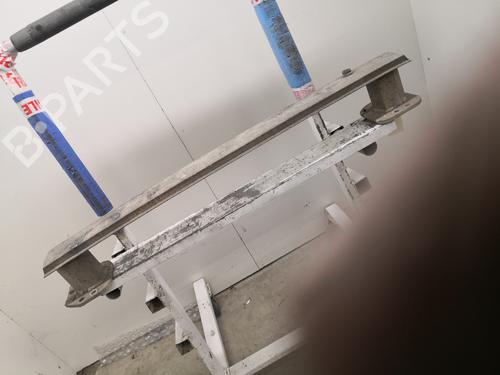 Used Rear bumper reinforcement Rear bumper reinforcement 33218721 33218721