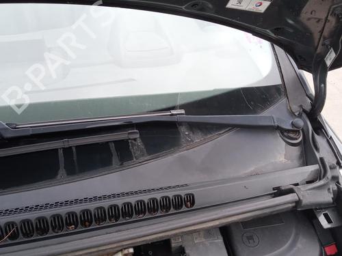 Used Front wiper motor PEUGEOT 5008 (0U_, 0E_) 2.0 HDi 150 / BlueHDi 150 (150 hp) 27137594