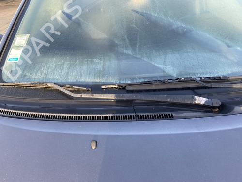 front-windshield-wiper-arm-toyota-corolla-verso-zer_-zze12_-r1_-2004-2005-2006-2007-2008-2009-32471449 main image