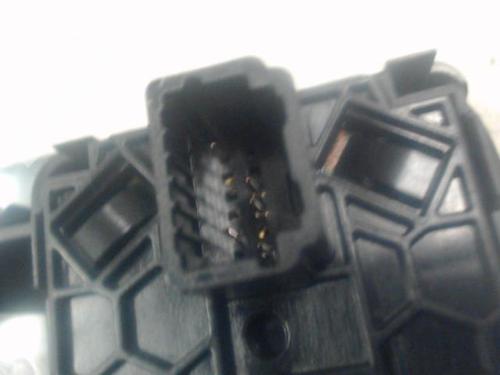 headlight-switch-renault-megane-iv-hatchback-b9amn_-2015-27135757 main image