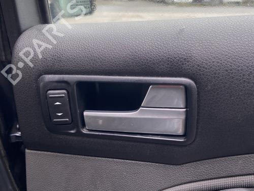 BP30003479I16 main image