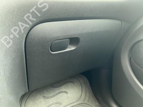 Hanskerom CITROËN C3 Picasso (SH_) 1.6 BlueHDi 100 (99 hp) 33019488