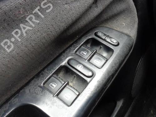 Used Left front window switch Left front window switch VW PASSAT B5 (3B2) 1.9 TDI (110 hp) 27121347 27121347