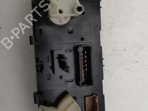 Climate control CITROËN C3 II (SC_) 1.4 HDi 70 (SC8HZC, SC8HR0, SC8HP4) | BP27114751I5
