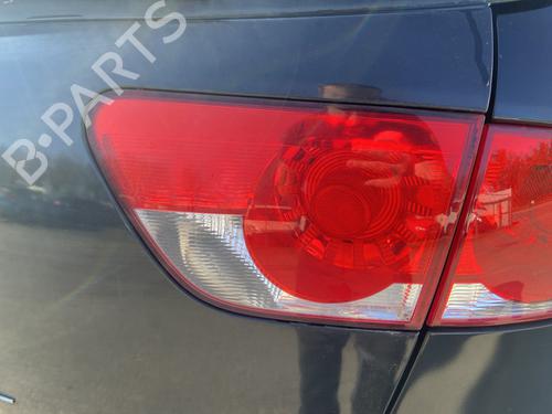 Feu de coffre droit SEAT ALTEA XL (5P5, 5P8) 1.6 TDI (105 hp) 32733179