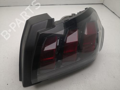 Used Right taillight Right taillight 32164666 32164666