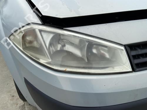 Used Right headlight RENAULT MEGANE II (BM0/1_, CM0/1_) 1.9 dCi (BM0G, CM0G) (120 hp) 27105466