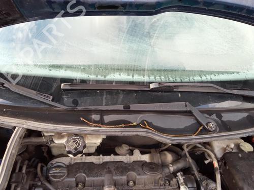 Used Front windshield wiper arm PEUGEOT 206 Hatchback (2A/C) 2.0 HDI 90 (90 hp) 27145242