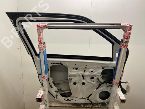 Used Left front door Left front door 37170063 37170063
