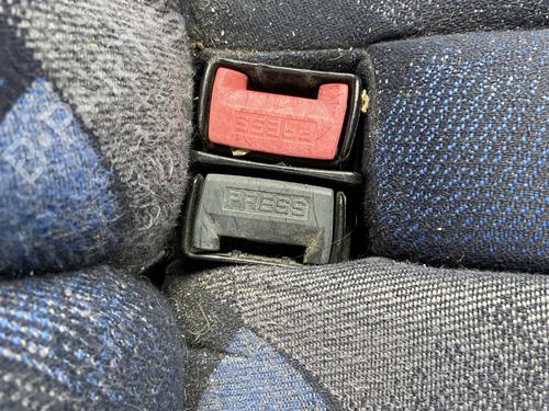 Used Seat buckle Seat buckle RENAULT CLIO II (BB_, CB_) 1.2 (BB0A, BB0F, BB10, BB1K, BB28, BB2D, BB2H, CB0A,... (58 hp) 33044653 33044653