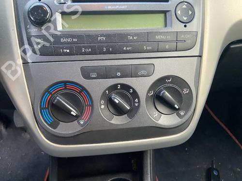 Used Climate control FIAT GRANDE PUNTO (199_) 1.2 (65 hp) 30675565