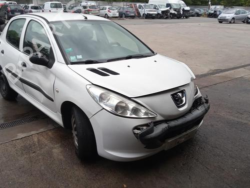 Seat buckle PEUGEOT 206+ (2L_, 2M_) 1.4 HDi eco 70 | BP27136480I32 