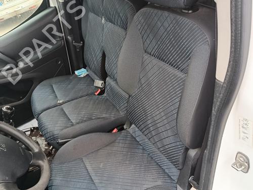 Sæde venstre fortil PEUGEOT PARTNER Box Body/MPV 1.6 HDi (75 hp) 28186775