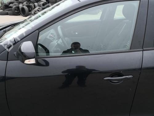 Used Left front door RENAULT MEGANE III Grandtour (KZ0/1) 1.5 dCi (KZ09, KZ0D, KZ1G, KZ29, KZ14, KZ1W, KZ10, KZ1F,... (110 hp) 27131494