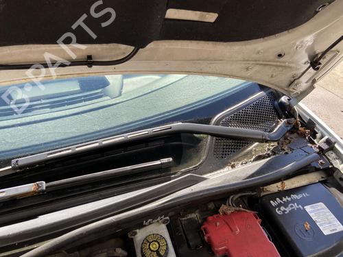 Used Front windshield wiper arm CITROËN C4 I (LC_) 1.6 HDi (109 hp) 27106616