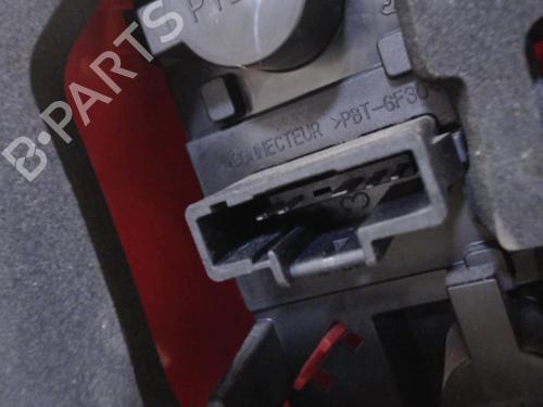 Used Right taillight Right taillight PEUGEOT 206+ (2L_, 2M_) 1.4 HDi eco 70 (68 hp) 27120108 27120108