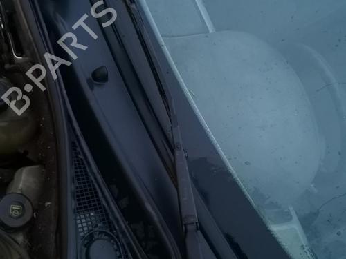 Used Front windshield wiper arm RENAULT KANGOO (KC0/1_) 1.5 dCi (KC07) (65 hp) 27146831