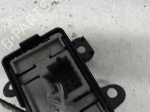 switch-renault-laguna-iii-bt01-2007-2008-2009-2010-2011-2012-2013-2014-2015-27118029 main image