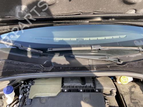 Used Front windshield wiper arm CITROËN C3 / C3 ORIGIN III (SX) 1.5 BlueHDi 100 (SXYHYP, SXYHTU) (102 hp) 27113911