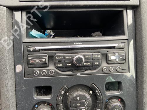 Used Radio PEUGEOT 5008 (0U_, 0E_) 1.6 HDi (112 hp) 32386972