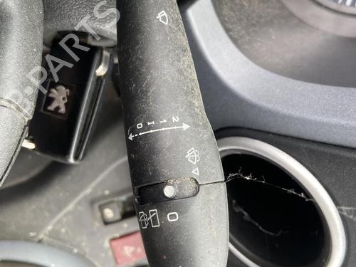 Used Steering column stalk PEUGEOT PARTNER Box Body/MPV 1.6 HDi (90 hp) 27110779