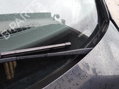 Used Front windshield wiper arm VW GOLF V (1K1) 1.9 TDI (105 hp) 27134061